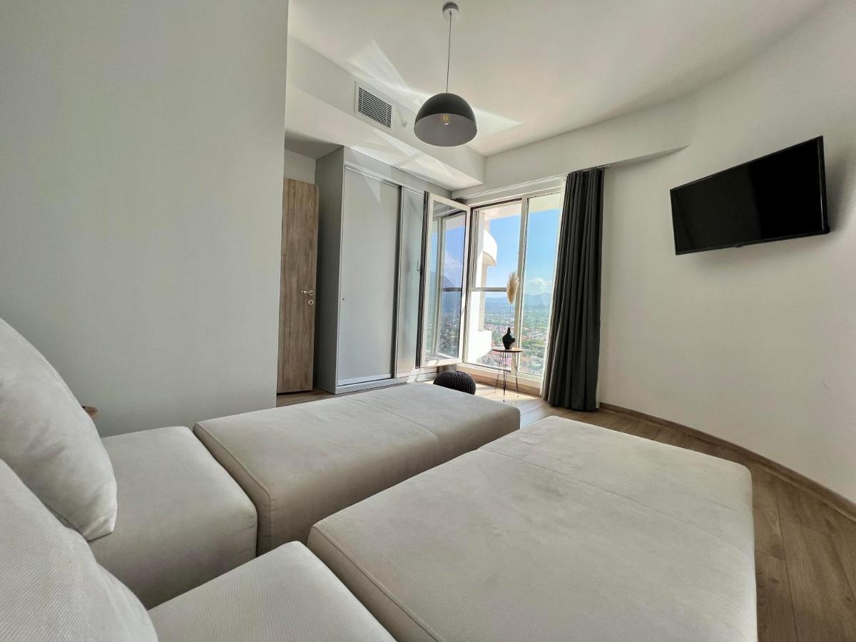 Merdz Spa & Fitness Sky Apartment Skopje Eksteriør billede