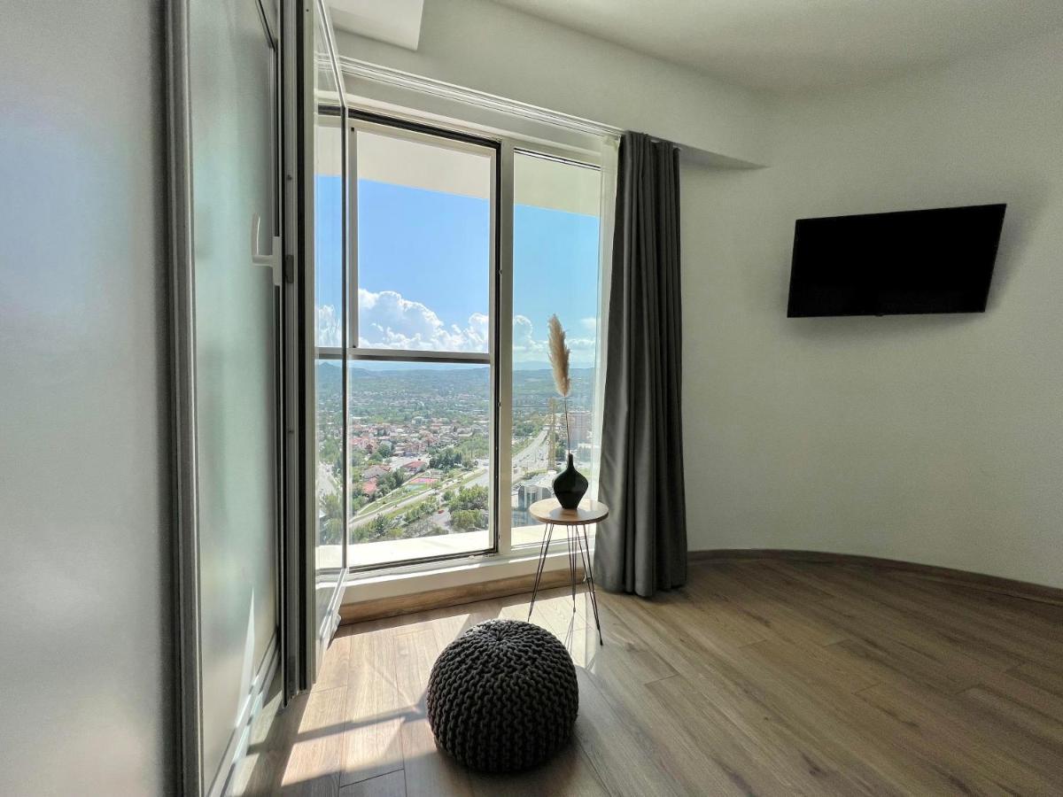 Merdz Spa & Fitness Sky Apartment Skopje Eksteriør billede